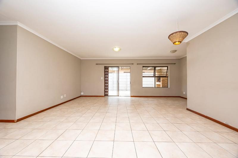 3 Bedroom Property for Sale in Langeberg Western Cape